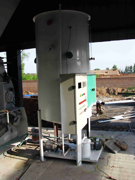 油脂添加機(jī)現(xiàn)場